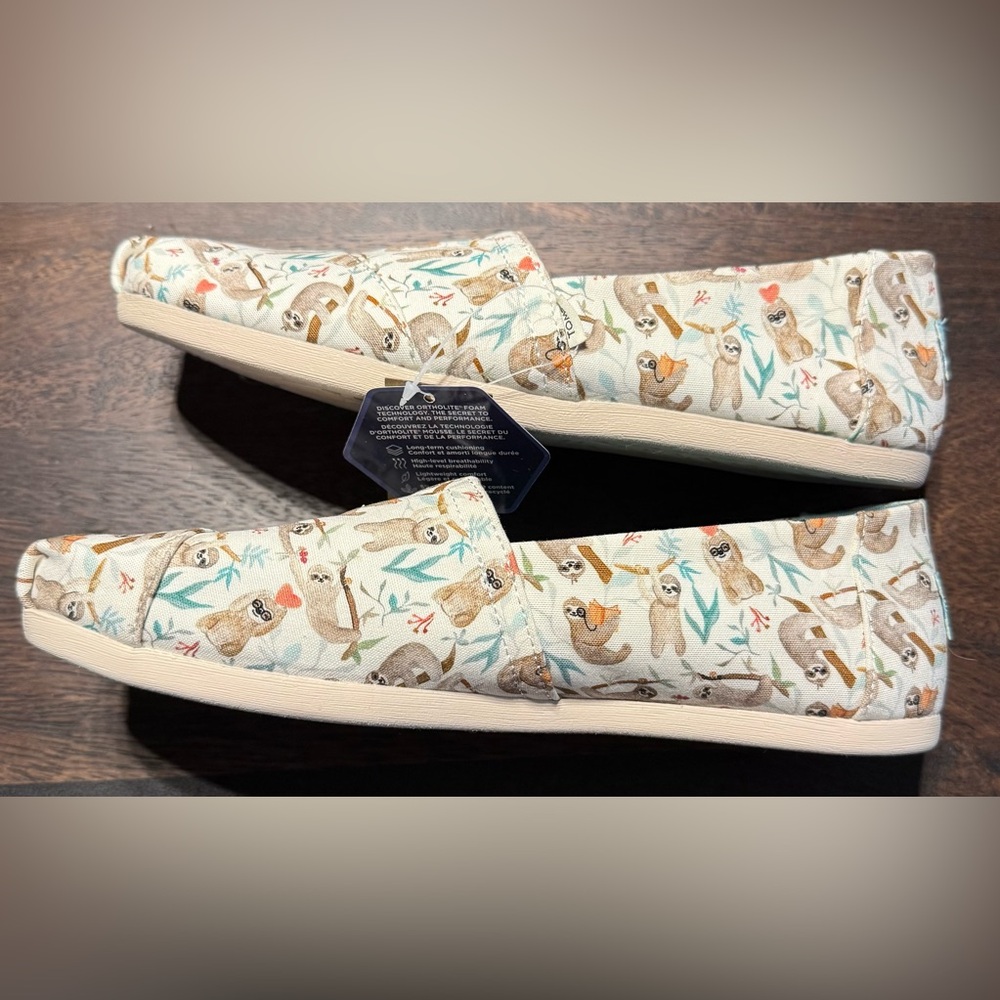 TOMS Women's Sloth Print Canvas Flats - Cream - Picture 5 of 5